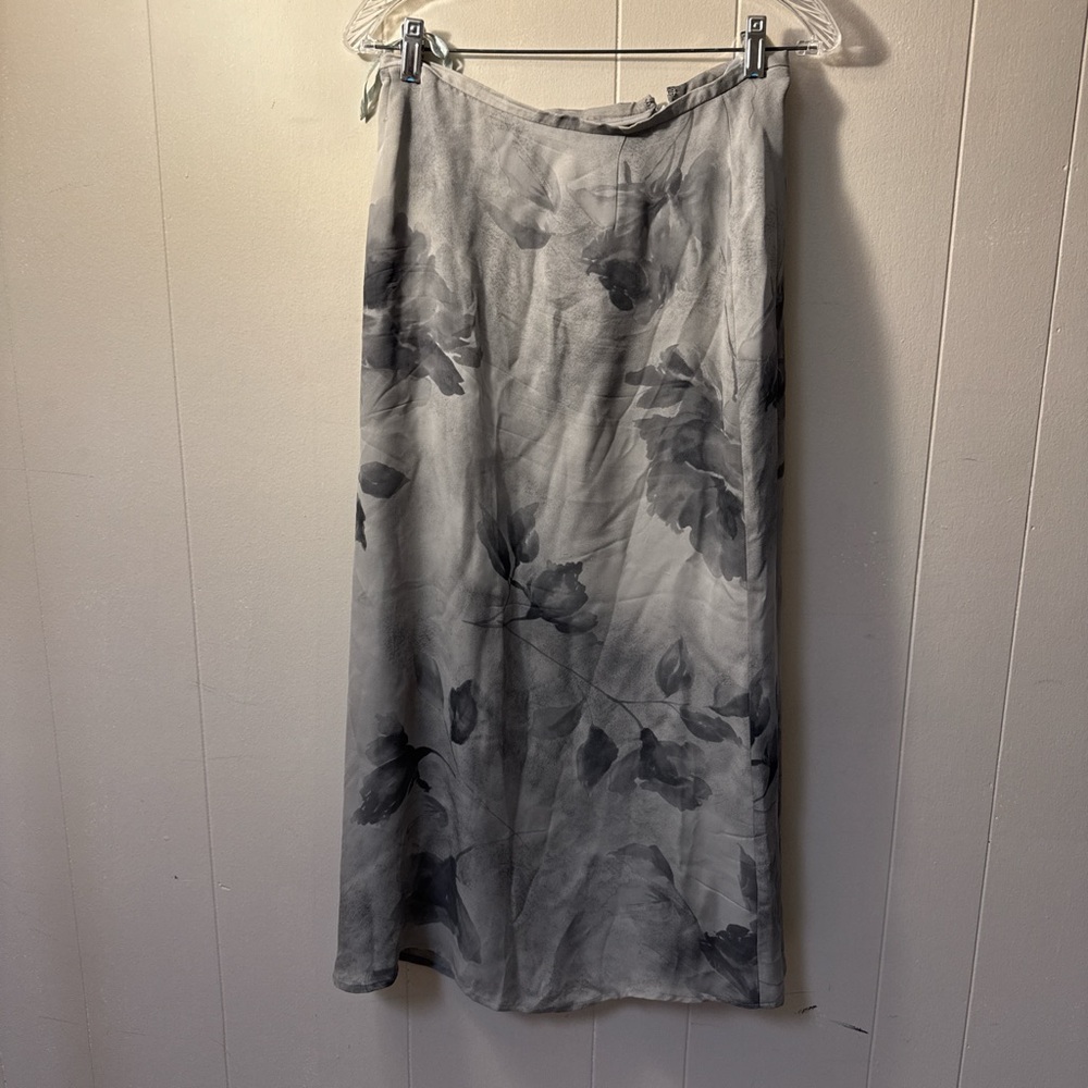 Vintage Gray Floral Skirt